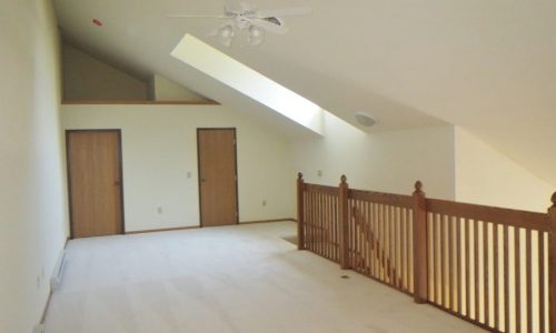 gp-loft-facing-bathroom-closet_orig