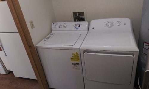 stone-creek-apartments-waukesha-wi-garden-detached-full-sized-side-by-sid2