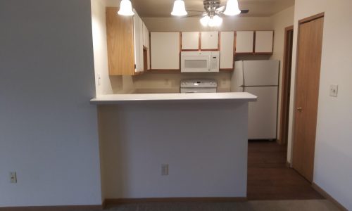 stone-creek-apartments-waukesha-wi-garden-detached-kitchen2